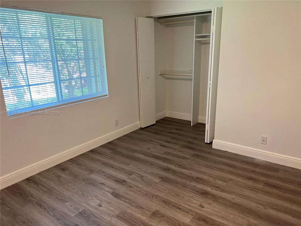 For Rent: $2,900 (2 beds, 2 baths, 1261 Square Feet)