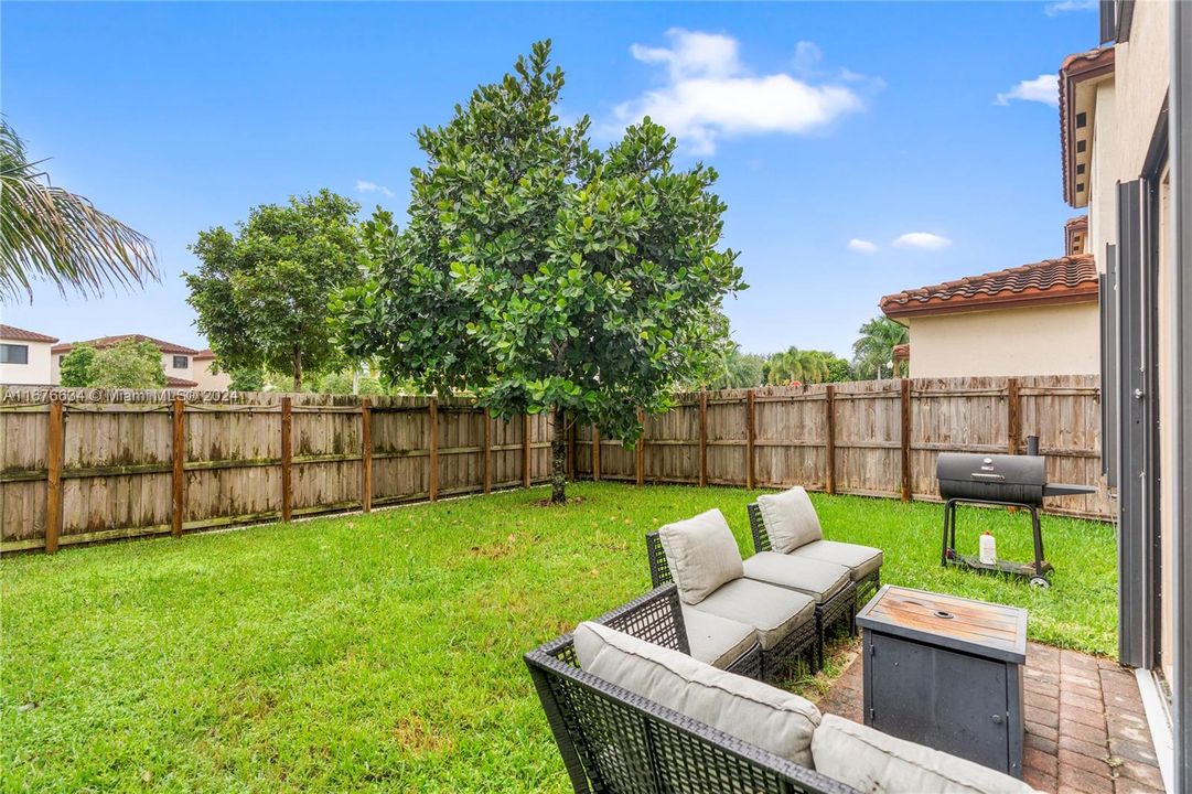 For Sale: $449,000 (3 beds, 2 baths, 1616 Square Feet)