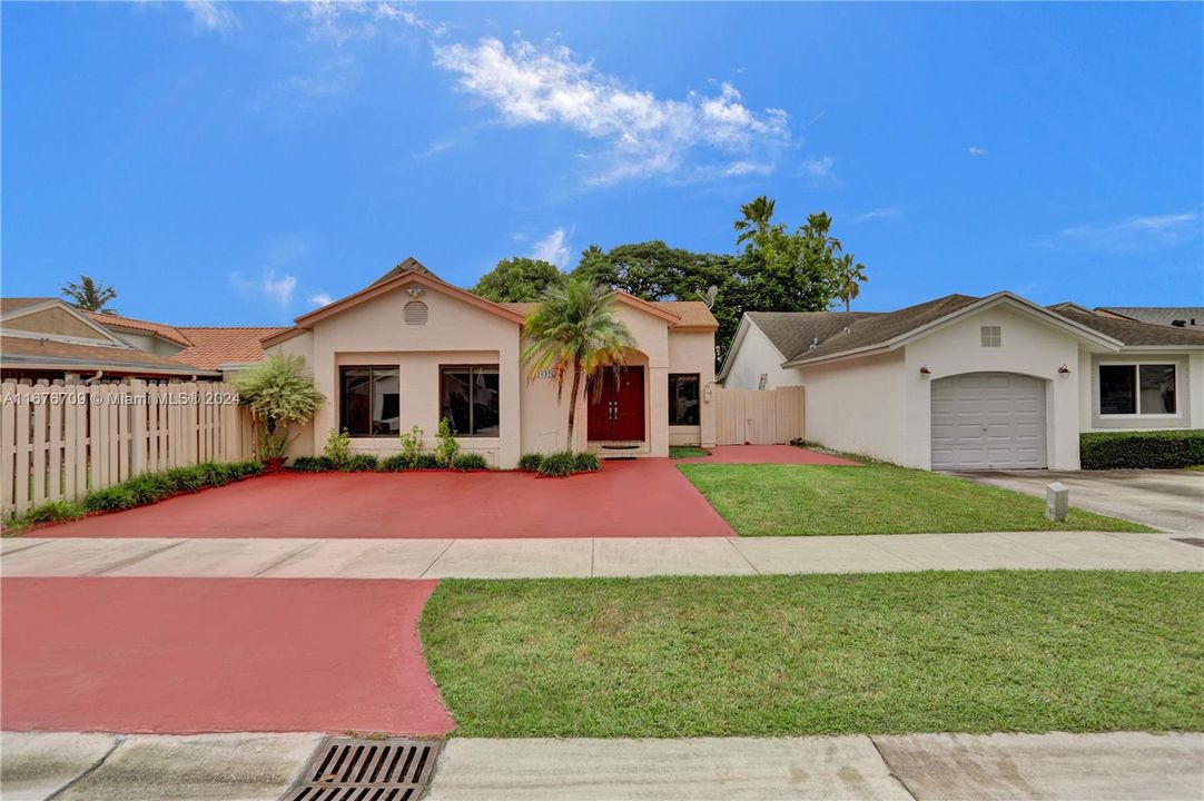 For Sale: $599,000 (3 beds, 2 baths, 1445 Square Feet)