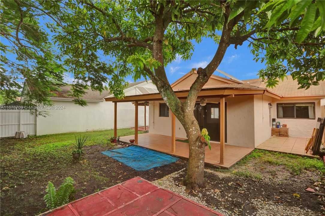 For Sale: $599,000 (3 beds, 2 baths, 1445 Square Feet)