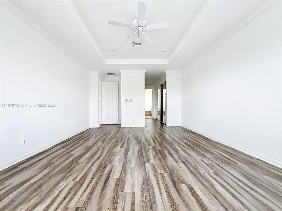 Recently Sold: $529,999 (5 beds, 4 baths, 3502 Square Feet)