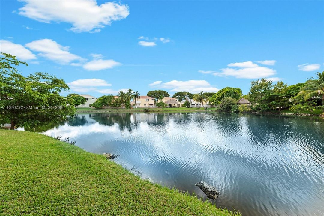 For Sale: $750,000 (3 beds, 2 baths, 2226 Square Feet)