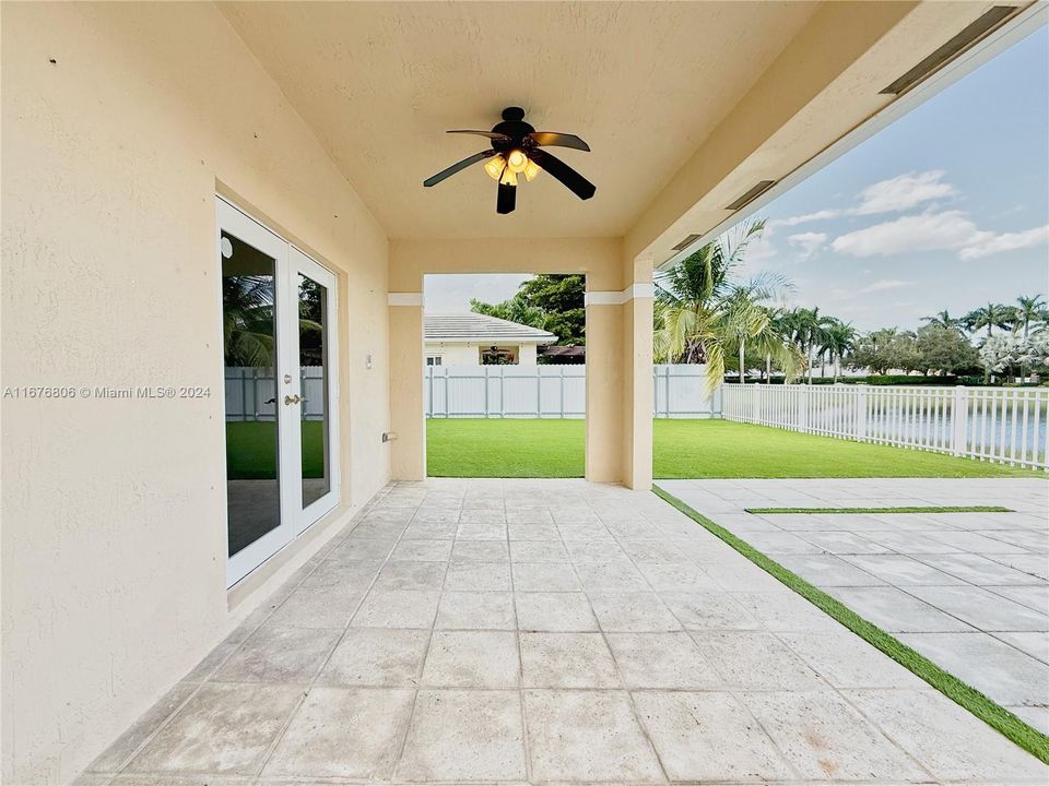 For Rent: $3,800 (3 beds, 3 baths, 2664 Square Feet)