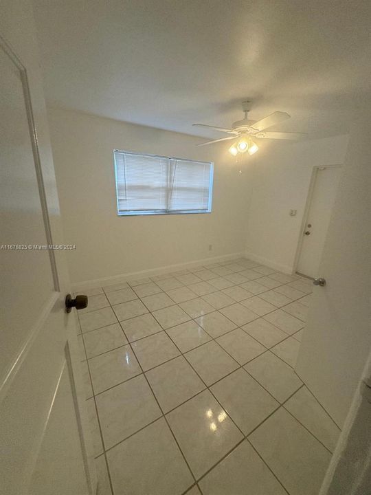 For Rent: $2,900 (3 beds, 2 baths, 1323 Square Feet)