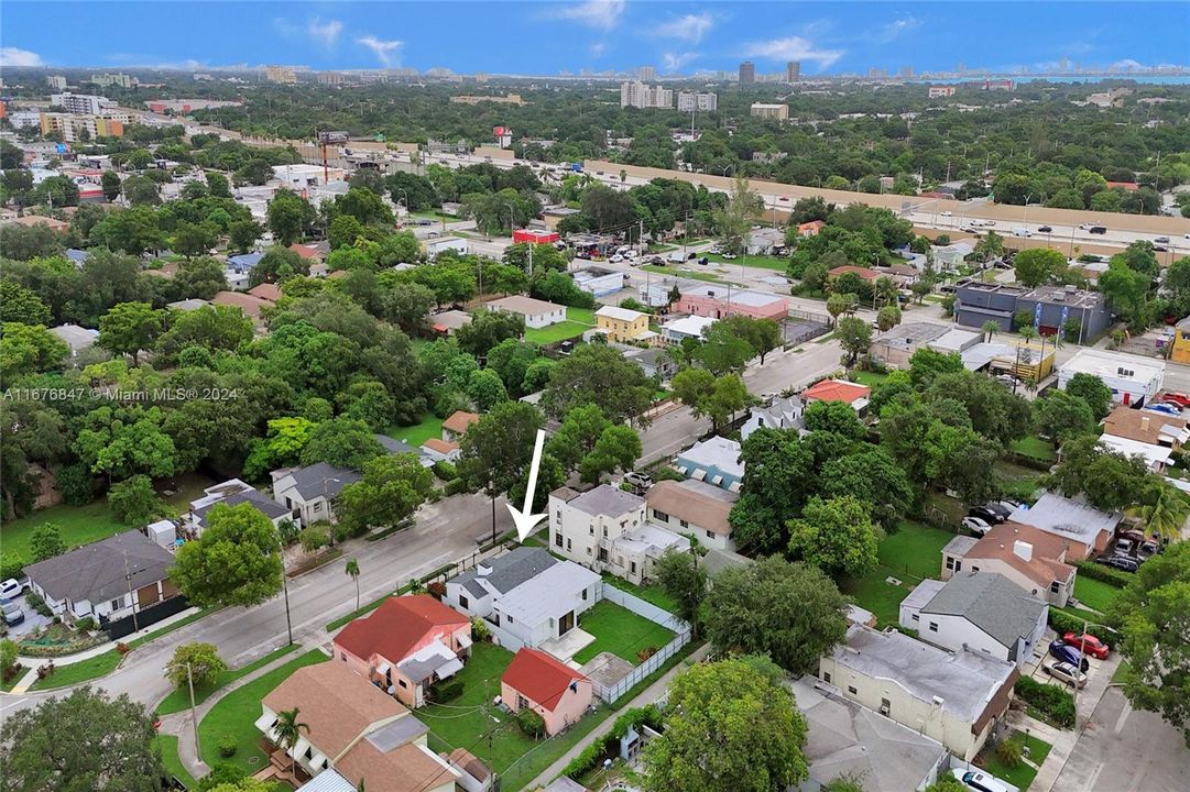 For Sale: $640,000 (4 beds, 2 baths, 1341 Square Feet)