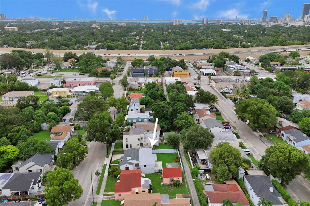 For Sale: $640,000 (4 beds, 2 baths, 1341 Square Feet)