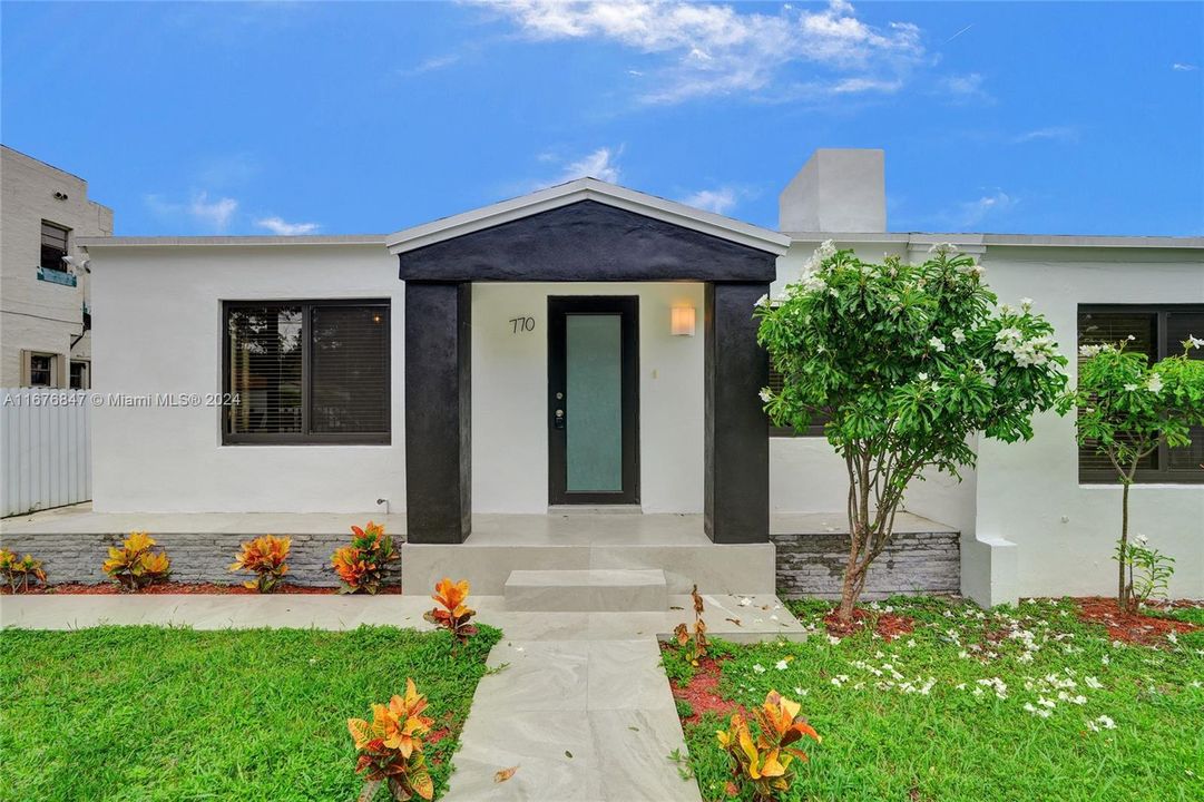 For Sale: $640,000 (4 beds, 2 baths, 1341 Square Feet)