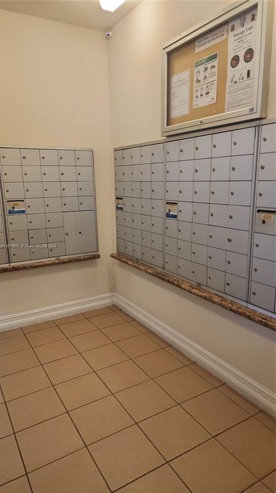 MAIL BOX ROOM