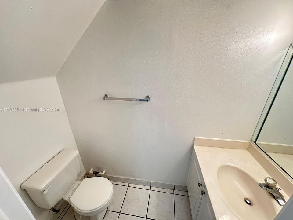 For Rent: $2,300 (2 beds, 1 baths, 0 Square Feet)