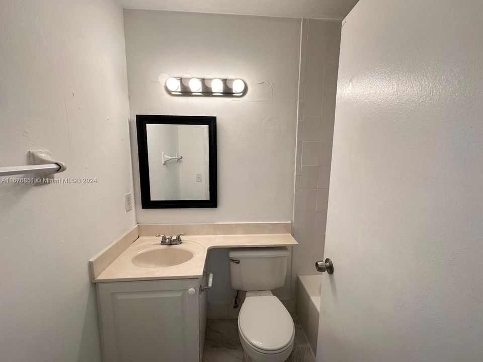 For Rent: $2,300 (2 beds, 1 baths, 0 Square Feet)