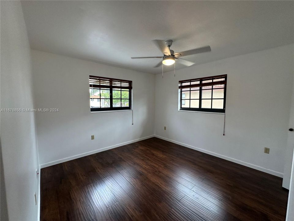 For Rent: $3,000 (3 beds, 2 baths, 1258 Square Feet)