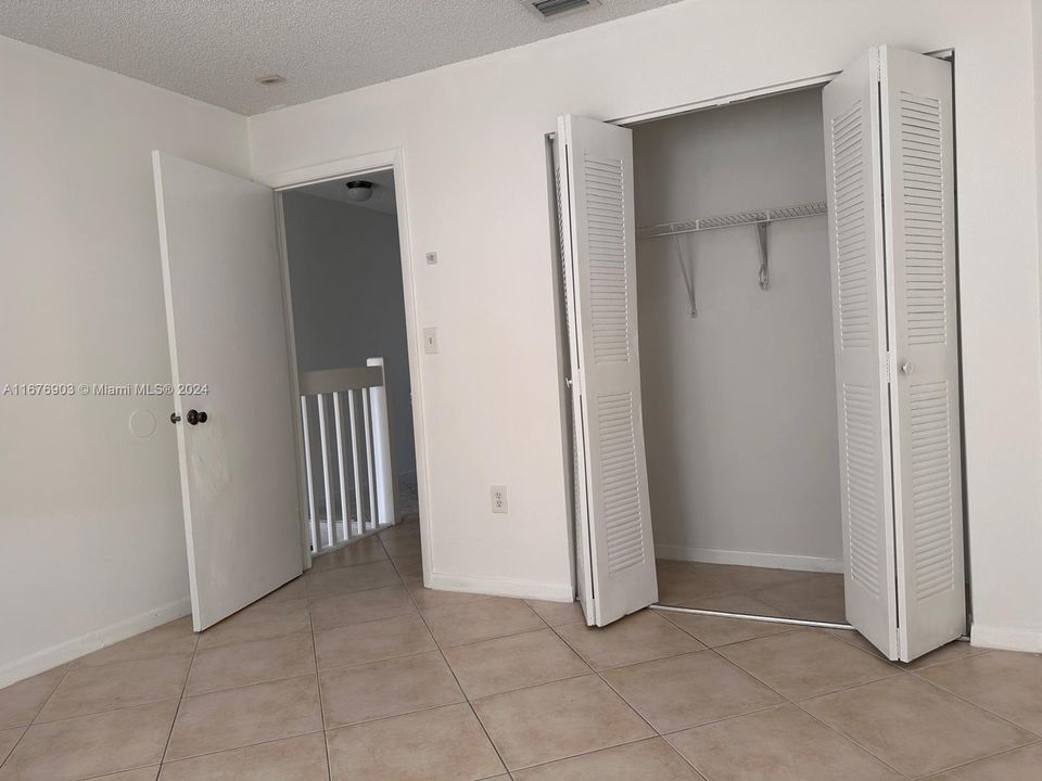 For Rent: $1,850 (2 beds, 2 baths, 1032 Square Feet)