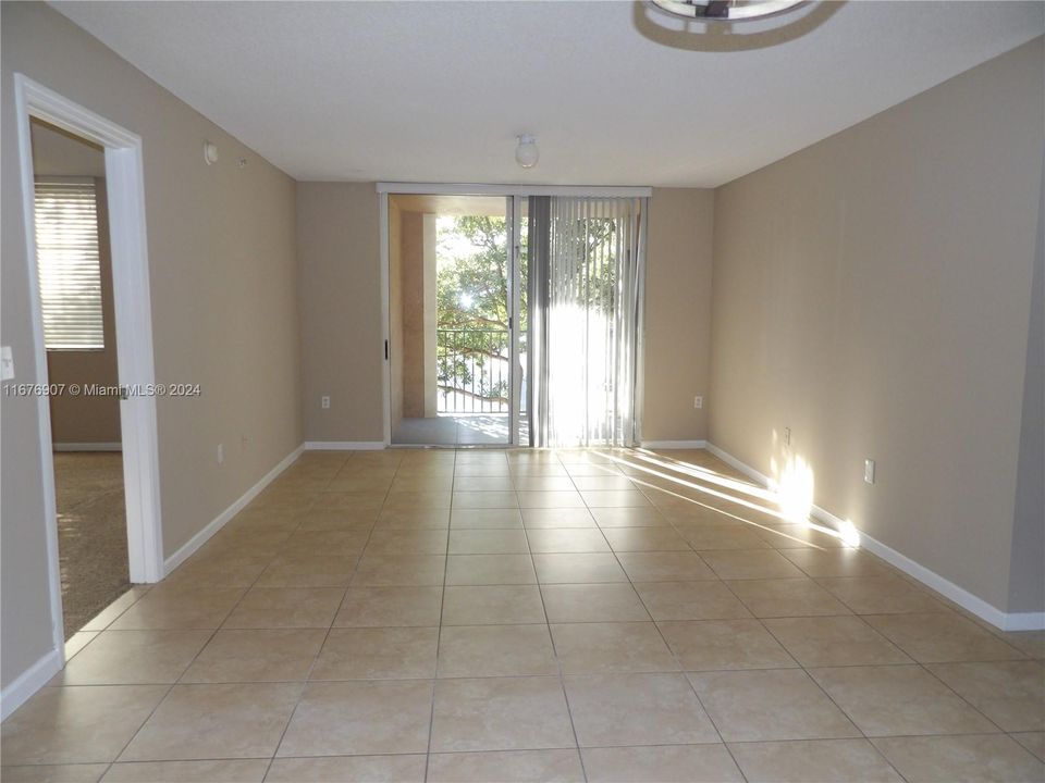 For Rent: $2,450 (3 beds, 2 baths, 0 Square Feet)