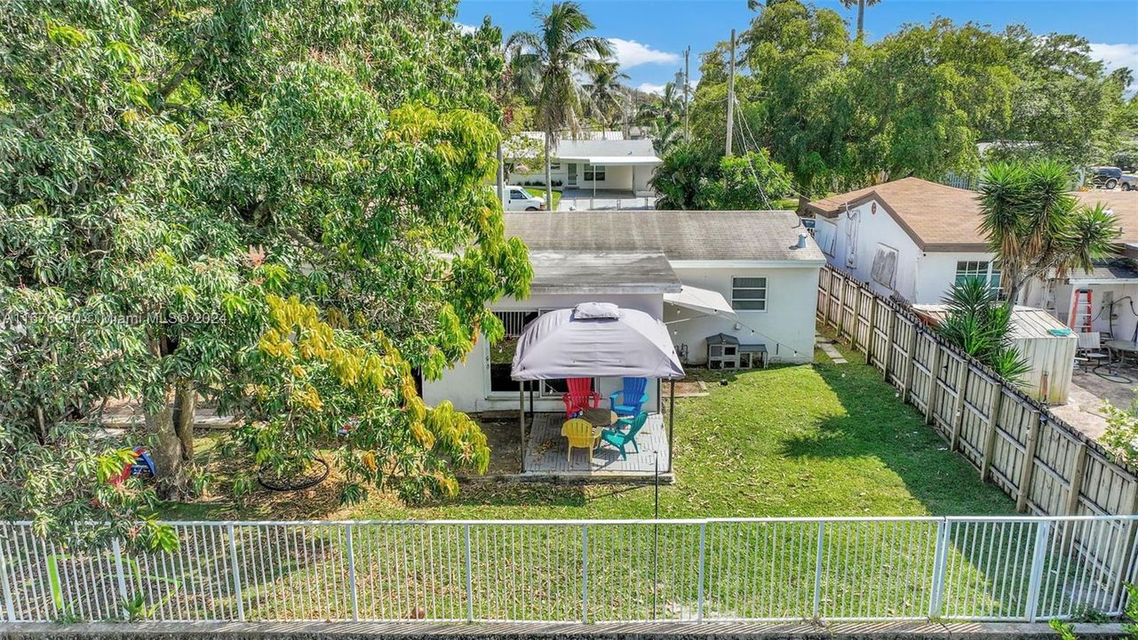 For Sale: $659,000 (3 beds, 2 baths, 1445 Square Feet)