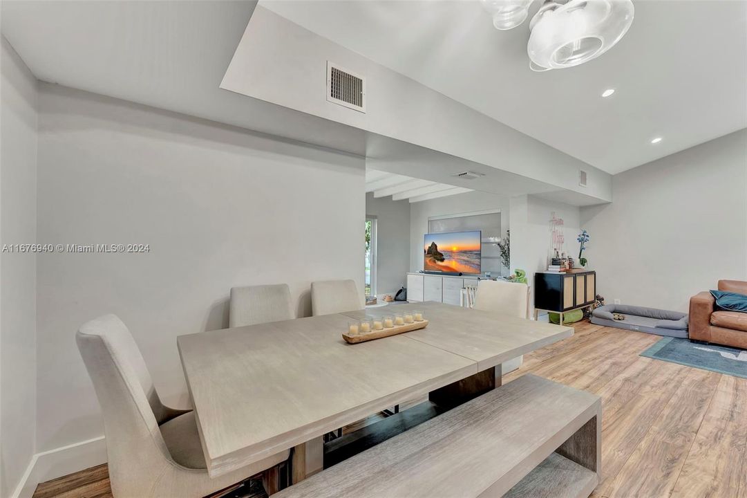 For Sale: $659,000 (3 beds, 2 baths, 1445 Square Feet)