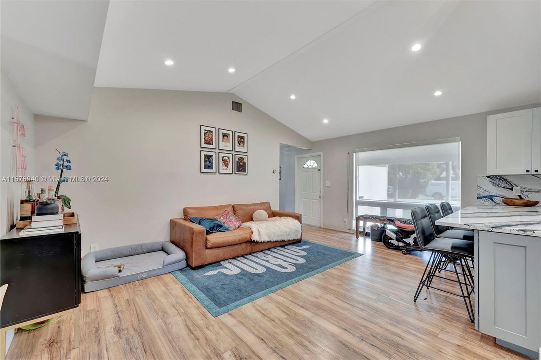 For Sale: $659,000 (3 beds, 2 baths, 1445 Square Feet)