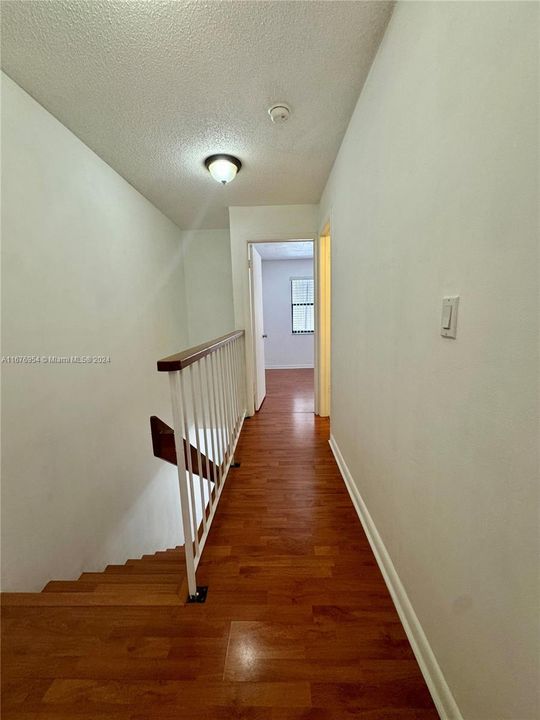 For Rent: $2,700 (2 beds, 2 baths, 1076 Square Feet)