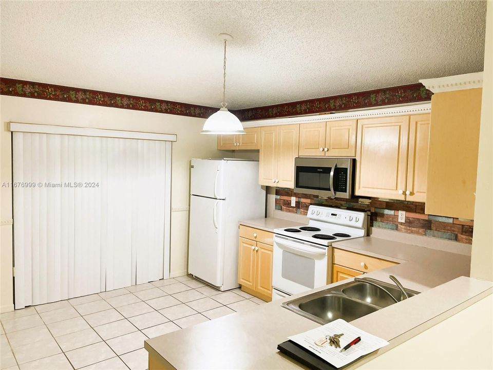 For Sale: $429,990 (3 beds, 2 baths, 1204 Square Feet)