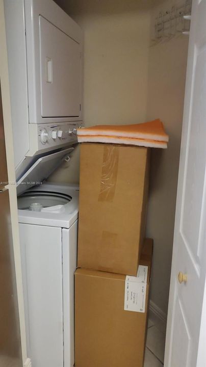 Недавно арендовано: $2,450 (1 спален, 1 ванн, 750 Квадратных фут)