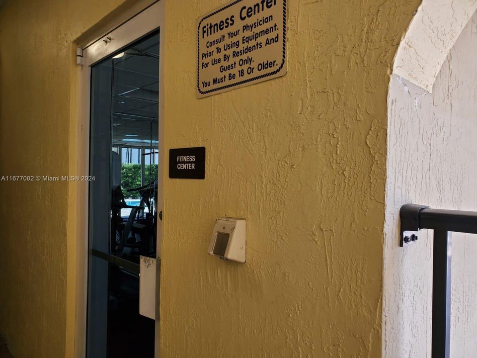 Недавно арендовано: $2,450 (1 спален, 1 ванн, 750 Квадратных фут)