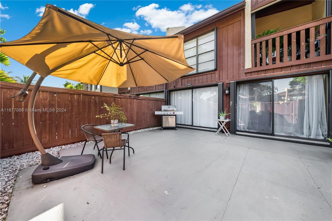 For Sale: $448,000 (3 beds, 2 baths, 1470 Square Feet)