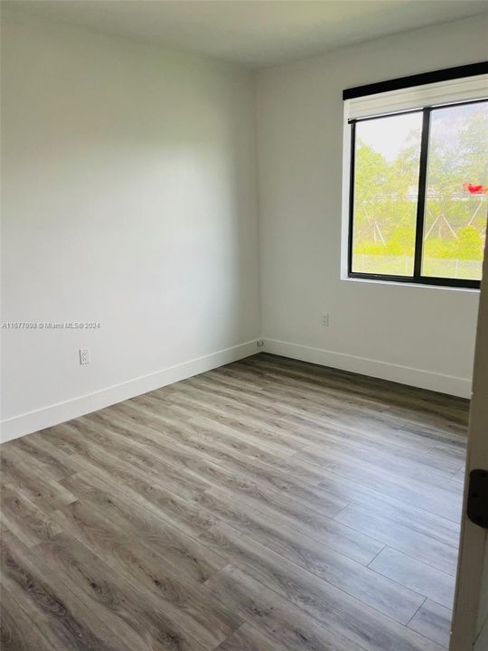 For Rent: $3,000 (3 beds, 2 baths, 1219 Square Feet)