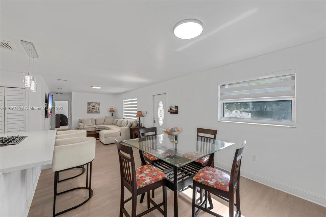 For Sale: $535,000 (3 beds, 2 baths, 1440 Square Feet)