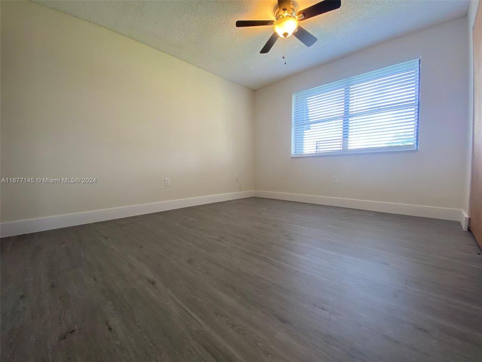 For Rent: $1,900 (2 beds, 2 baths, 754 Square Feet)