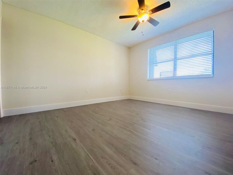 For Rent: $1,900 (2 beds, 2 baths, 754 Square Feet)