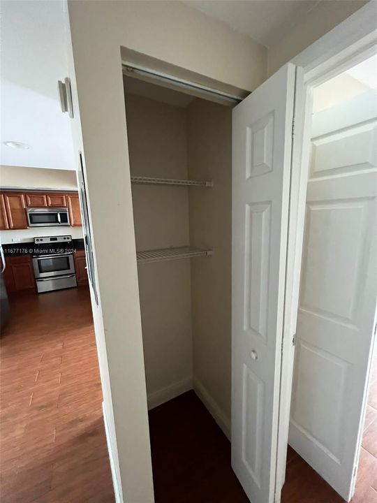 For Rent: $2,600 (2 beds, 2 baths, 1189 Square Feet)