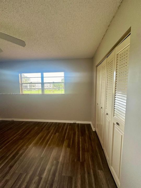 For Rent: $1,650 (2 beds, 1 baths, 835 Square Feet)