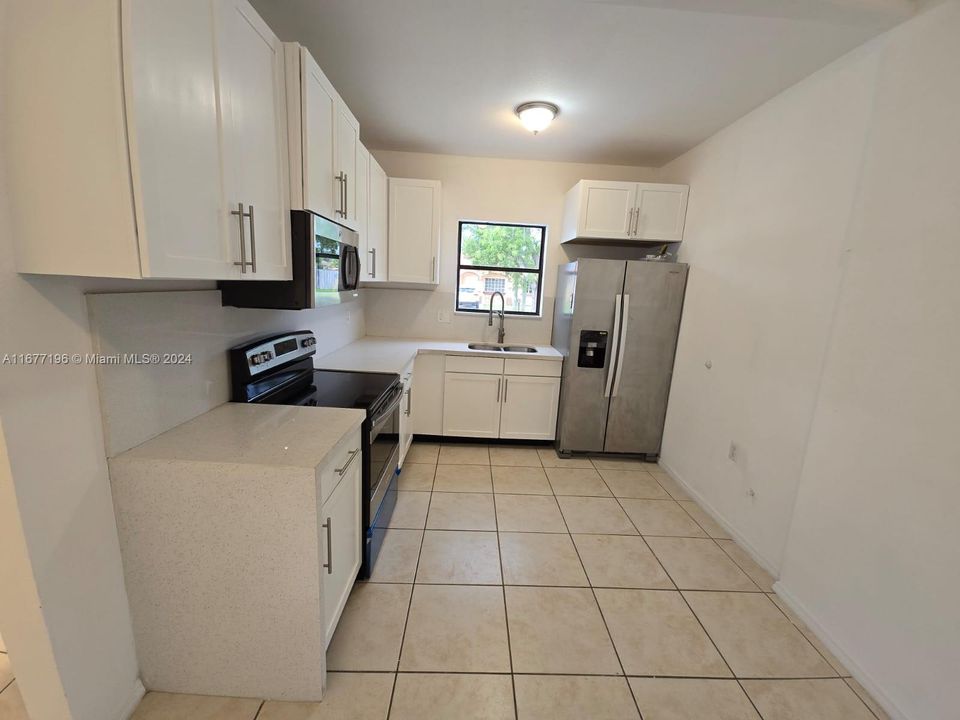 For Sale: $474,990 (3 beds, 1 baths, 1184 Square Feet)