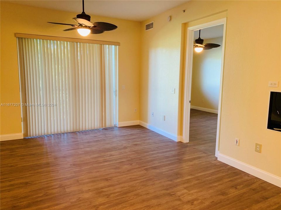 For Rent: $2,400 (2 beds, 2 baths, 1146 Square Feet)