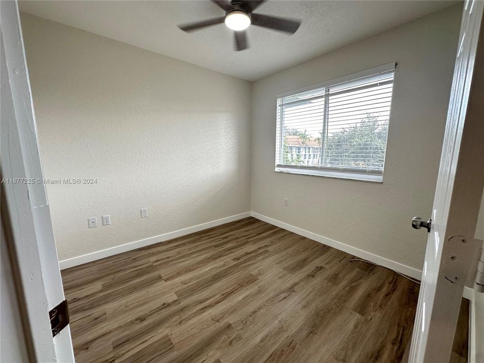 For Rent: $2,890 (3 beds, 2 baths, 1288 Square Feet)