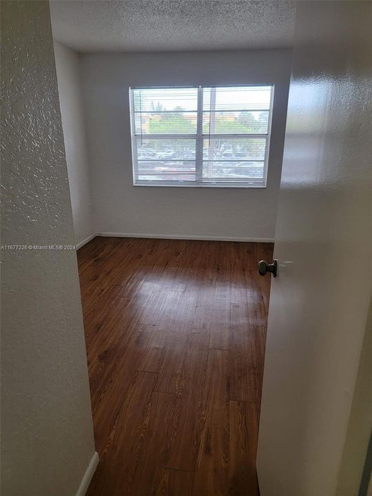 For Rent: $2,100 (2 beds, 2 baths, 950 Square Feet)