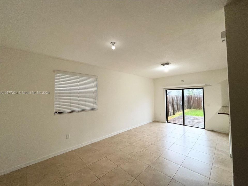 For Rent: $3,950 (4 beds, 2 baths, 1793 Square Feet)