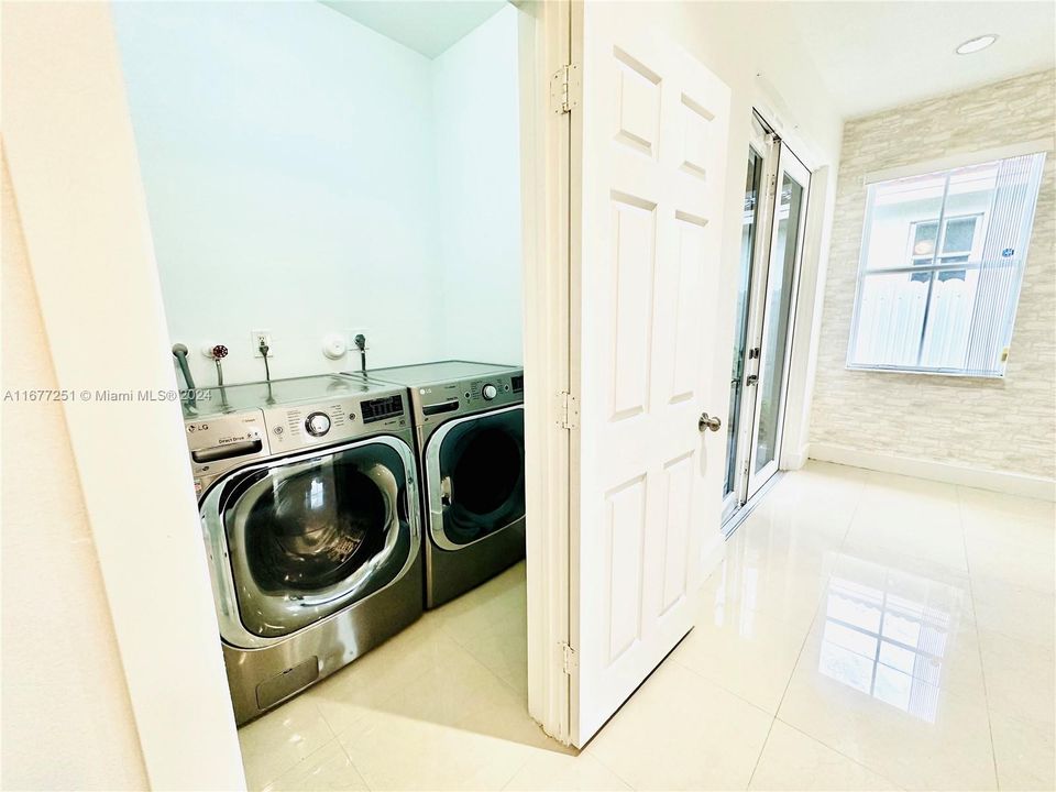 For Sale: $650,111 (4 beds, 2 baths, 1771 Square Feet)