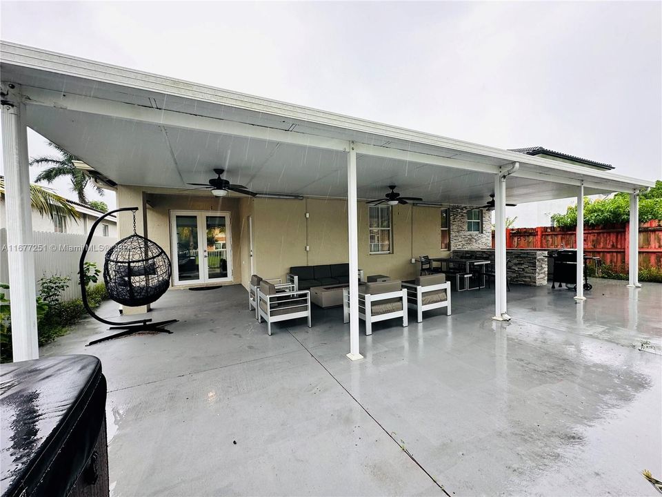 For Sale: $650,111 (4 beds, 2 baths, 1771 Square Feet)