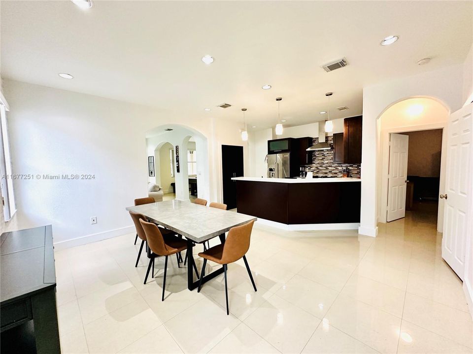 For Sale: $650,111 (4 beds, 2 baths, 1771 Square Feet)