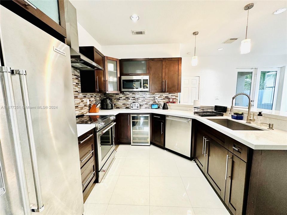 For Sale: $650,111 (4 beds, 2 baths, 1771 Square Feet)