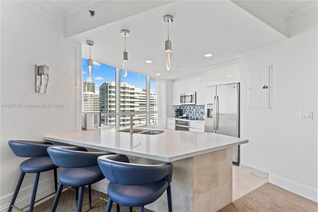 For Sale: $1,359,000 (1 beds, 1 baths, 1066 Square Feet)