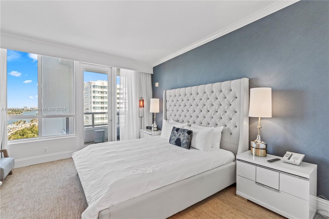 For Sale: $1,359,000 (1 beds, 1 baths, 1066 Square Feet)