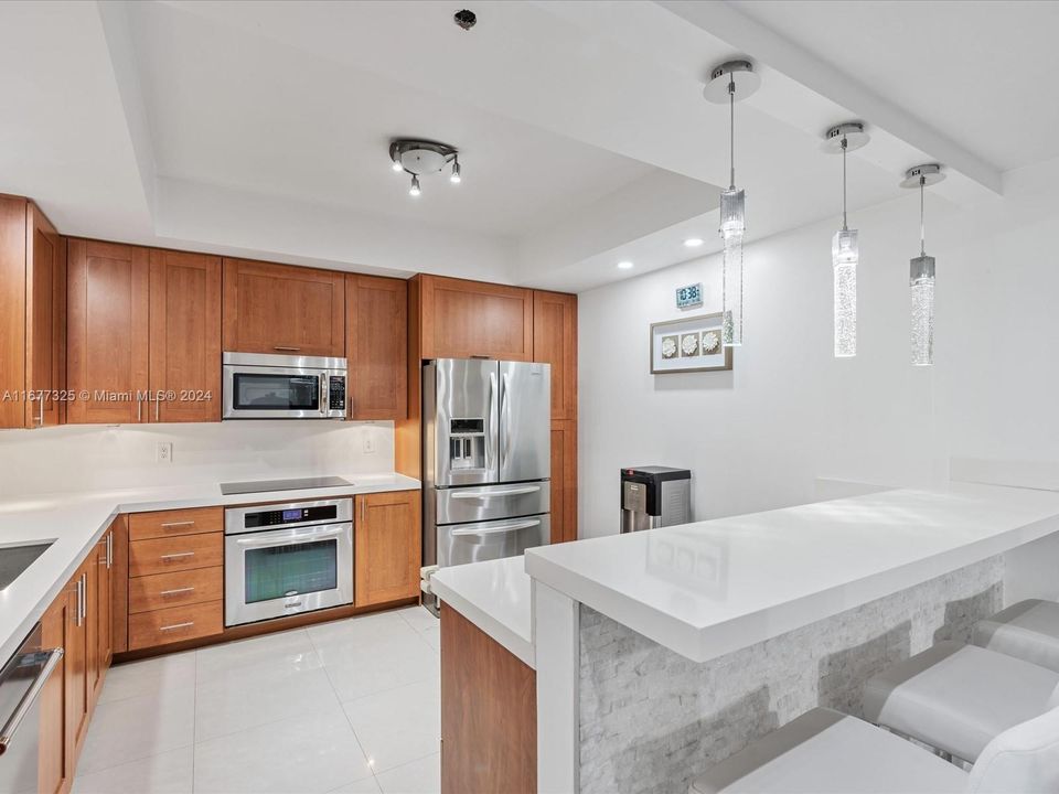 For Sale: $719,000 (2 beds, 2 baths, 1730 Square Feet)