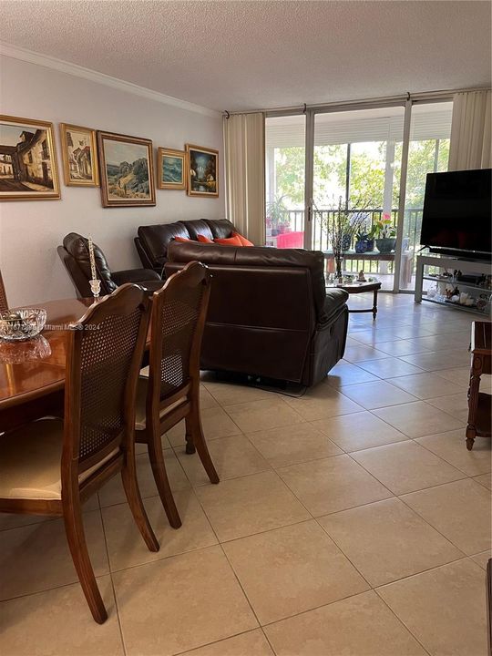 En Venta: $150,000 (2 camas, 2 baños, 1100 Pies cuadrados)