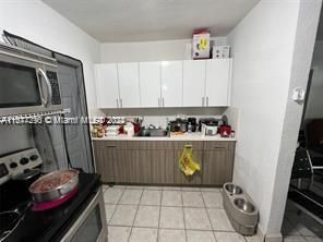 En Venta: $590,000 (3 camas, 2 baños, 882 Pies cuadrados)