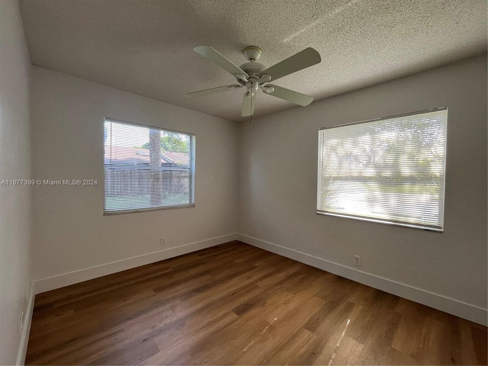 For Rent: $2,150 (2 beds, 2 baths, 970 Square Feet)