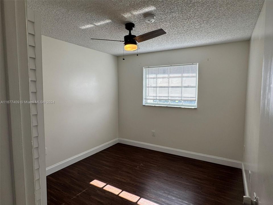 For Rent: $2,900 (3 beds, 2 baths, 1355 Square Feet)