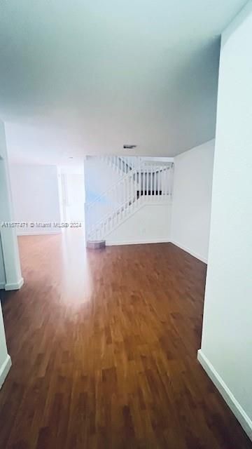 For Rent: $3,600 (3 beds, 2 baths, 1690 Square Feet)