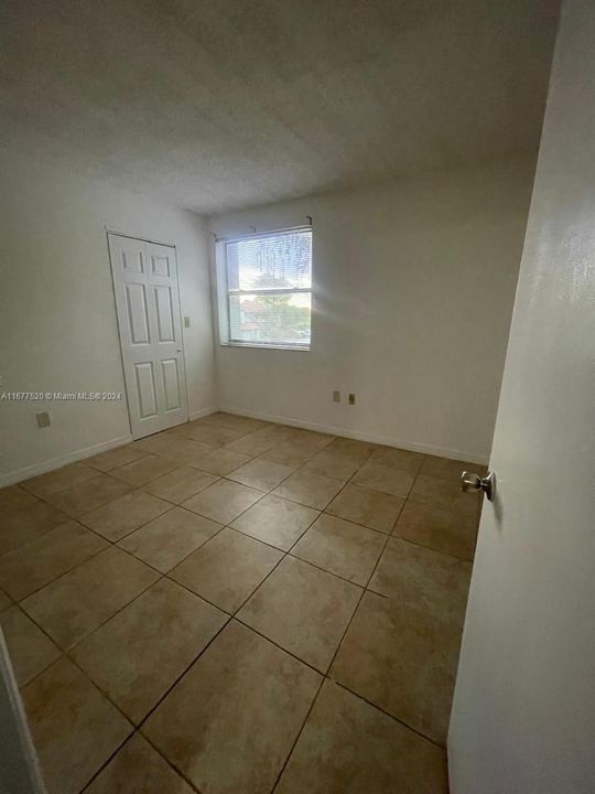 For Rent: $2,800 (3 beds, 2 baths, 1130 Square Feet)