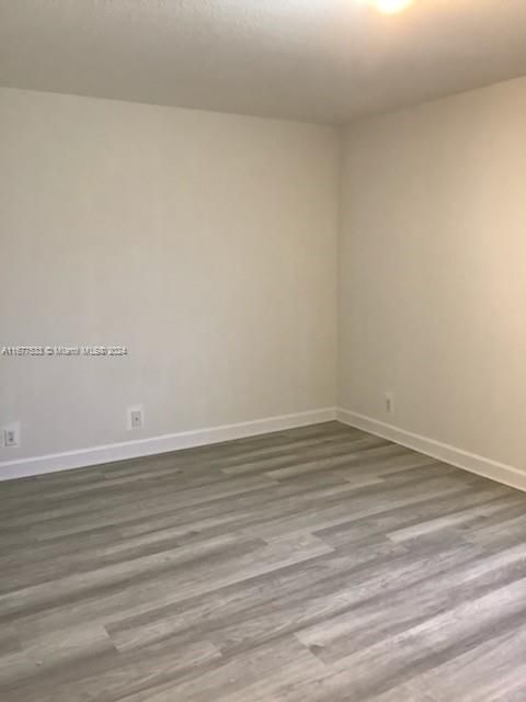 For Rent: $2,575 (3 beds, 2 baths, 1554 Square Feet)